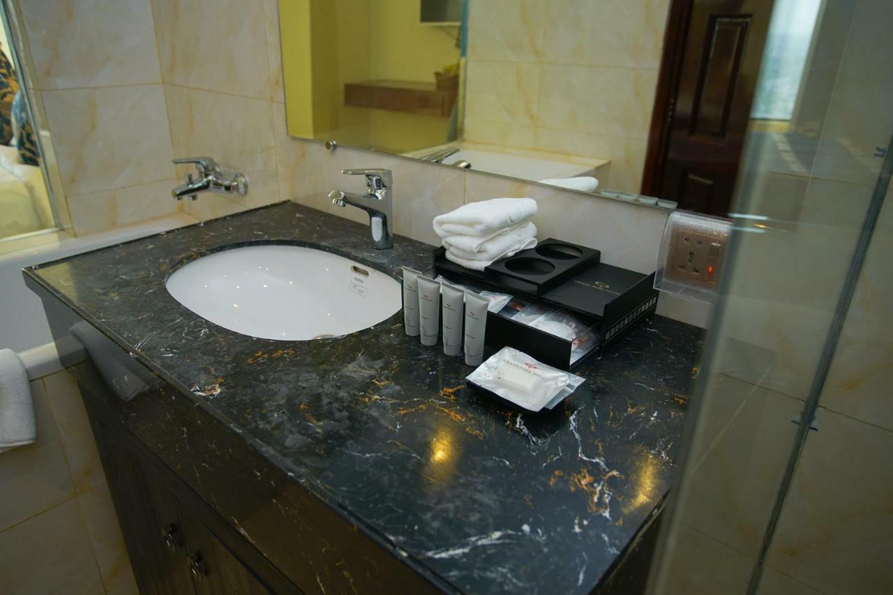 Grand Park Hotel Mandalay Luaran gambar